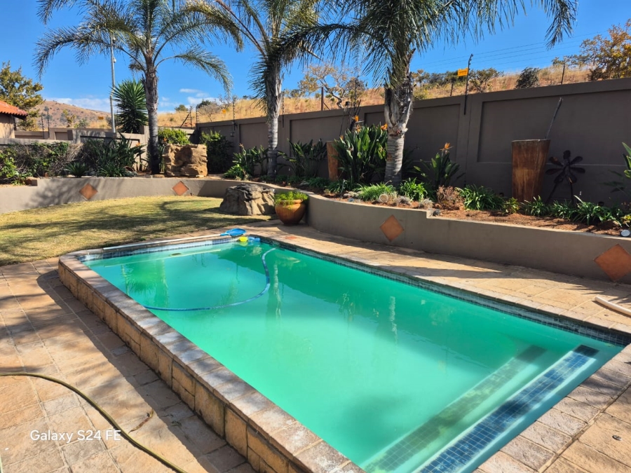 3 Bedroom Property for Sale in Boschdal North West